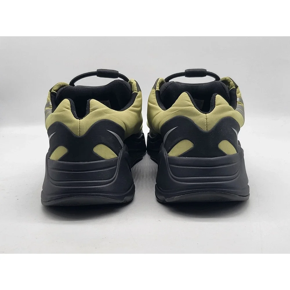 Adidas Yeezy Boost 700 MNVN Resin‎ GW9525 Men's Size 11 Sneakers Green Black YZY
